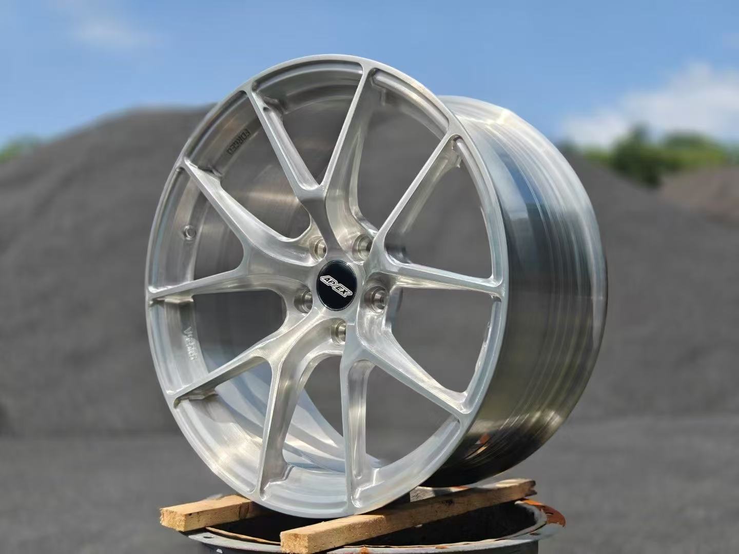 Custom Forged Wheel Apex styled