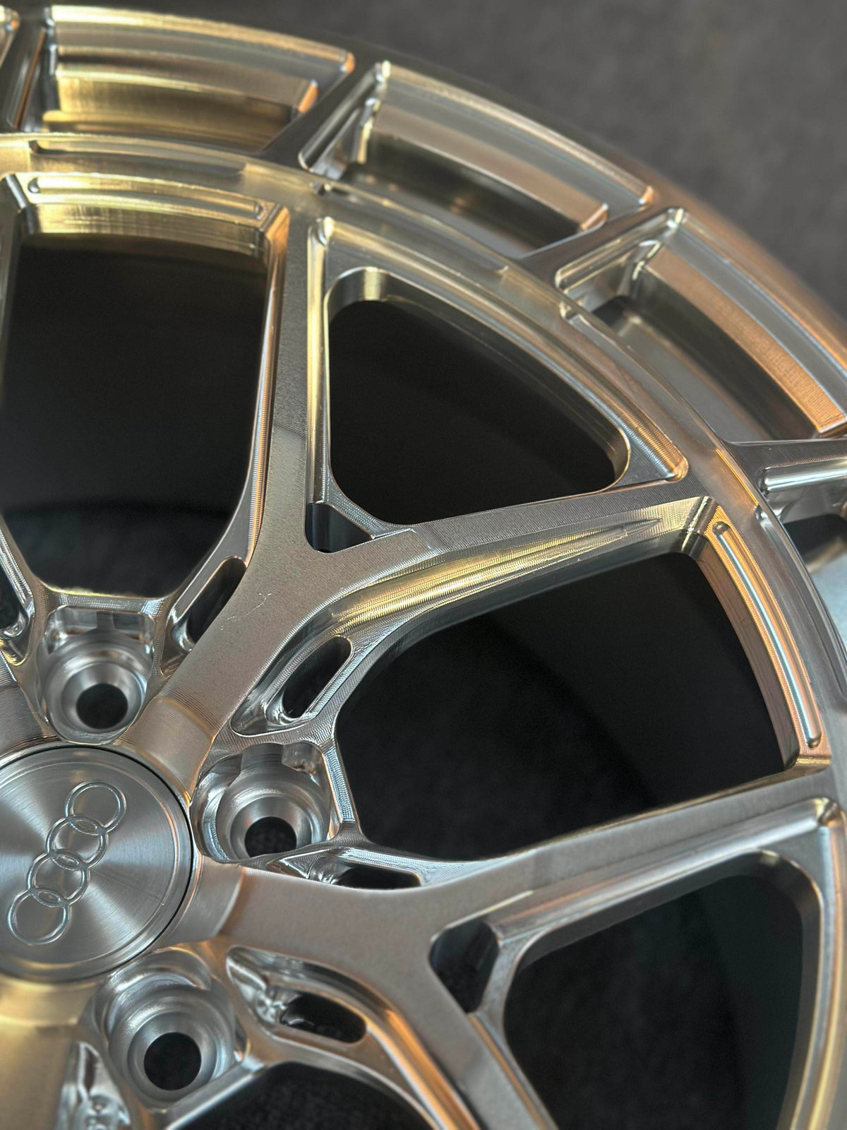 WWC HFX1 Custom Forged Wheel, photo 3