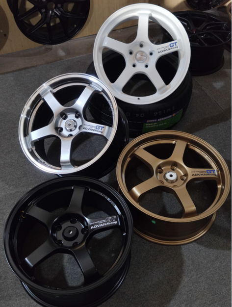 512 Advan GT styled flowform wheels - Silver