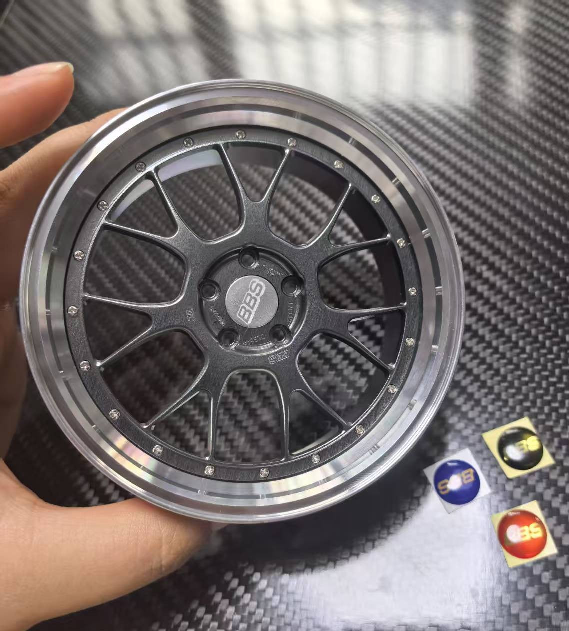 Cross-Mesh 10cm Die-Cast Aluminium Mini Wheel, photo 2