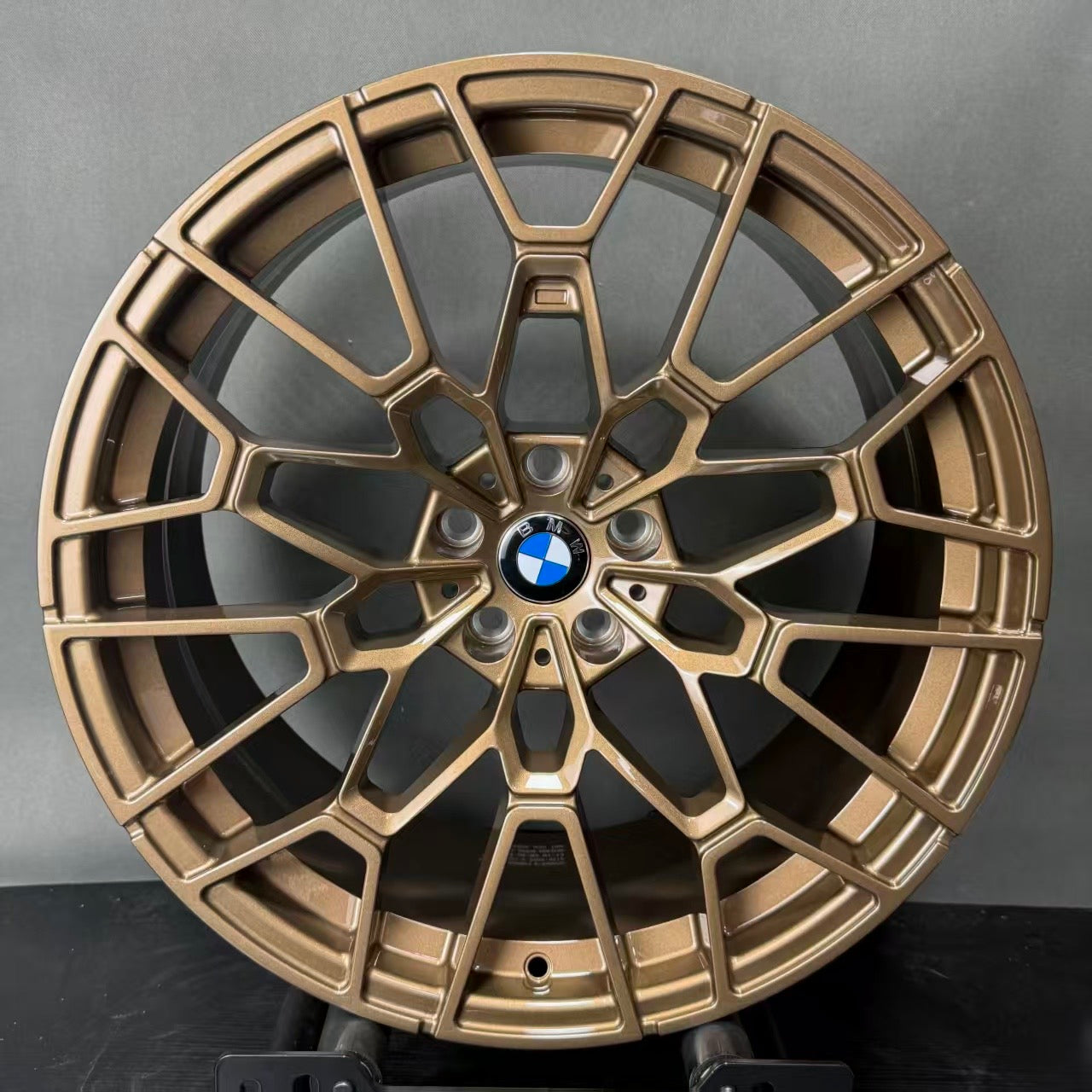WWC CSL-Mesh Pro Custom Forged Wheel