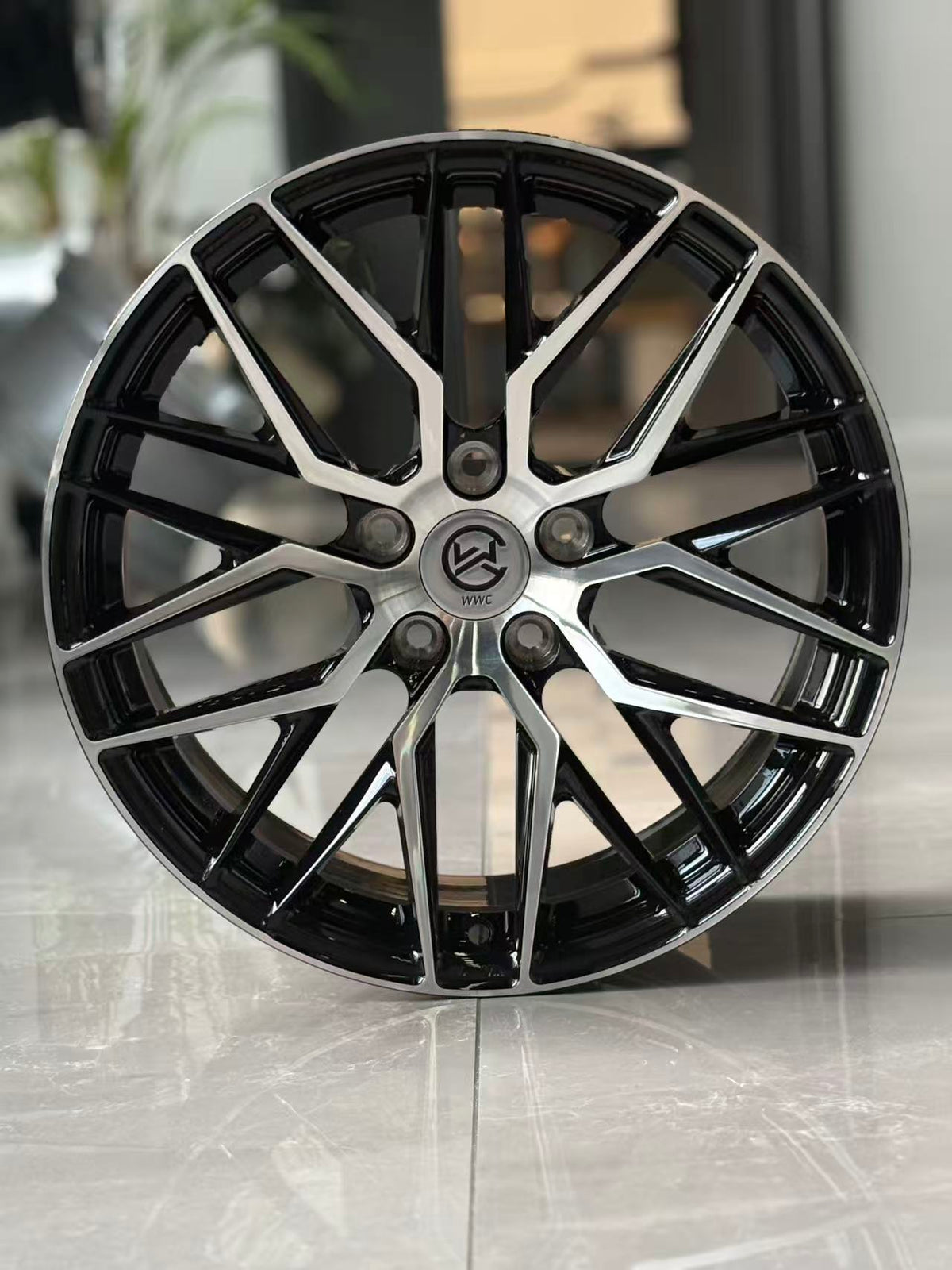 WWC VS2 Split-Spoke Custom Forged Wheel – view 3