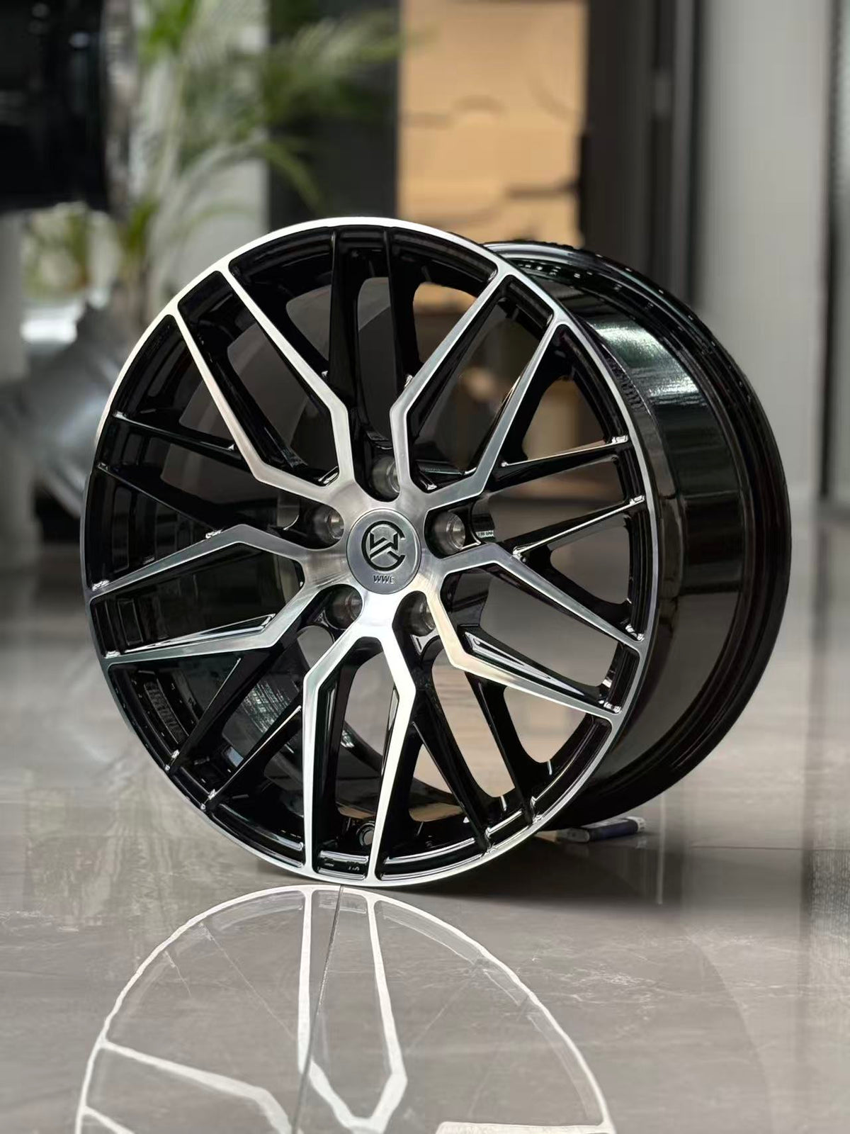 WWC VS2 Split-Spoke Custom Forged Wheel – view 4